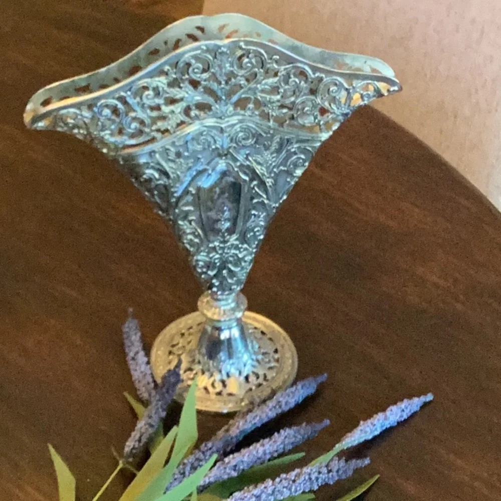 Vintage Godsinger Silver Art Co. (GSA) Silver Plated Fan Vase